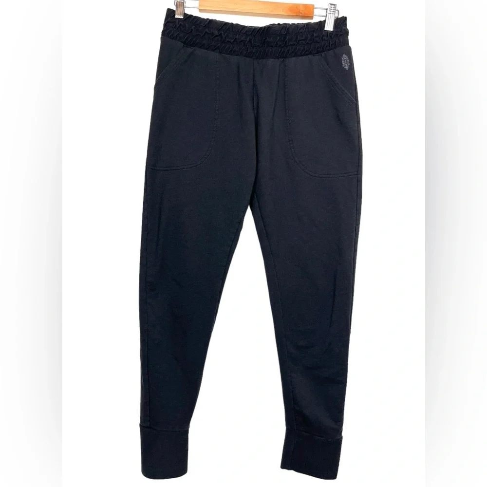 Free People Movement Sunny Skinny jogger size M black‎